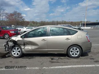 2007 Toyota Prius with VIN JTDKB20U777629533, listed as a IAAI auction lot 42042315 with Not Provided miles and . Bid and sale history available at DreamBid. Image 15.