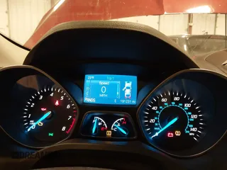 2015 Ford Escape SE with VIN 1FMCU0GX3FUB12115, listed as a IAAI auction lot 41282103 with 191,231 mi miles and . Bid and sale history available at DreamBid. Image 7.