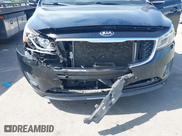 2015 Kia Sedona LX with VIN KNDMB5C17F6069139, listed as a IAAI auction lot 42064125 with 226,244 mi miles and . Bid and sale history available at DreamBid. Image 6.