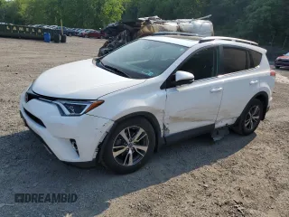 2018 Toyota RAV4 XLE z VIN 2T3RFREV4JW732739, wystawiony jako Copart lot #59281565 z przebiegiem 65 774 mil mil oraz Szkoda całkowita • Salvage title. Historia ofert i sprzedaży dostępna na DreamBid. Obrazek 1.