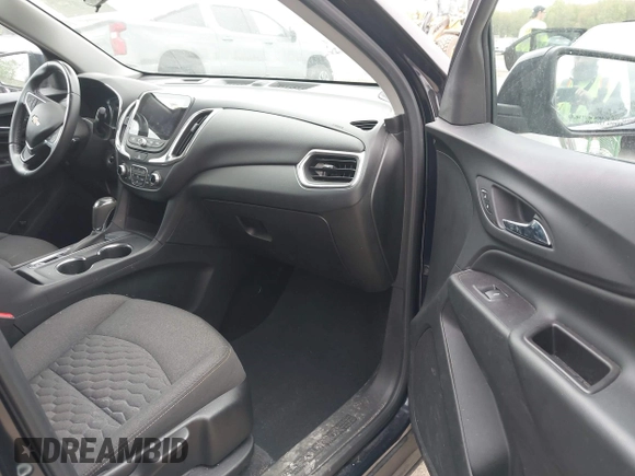 2020 Chevrolet Equinox LT z VIN 2GNAXKEV3L6100175, wystawiony jako IAAI lot #42151713 z przebiegiem 56 603 mil mil oraz . Historia ofert i sprzedaży dostępna na DreamBid. Obrazek 5.