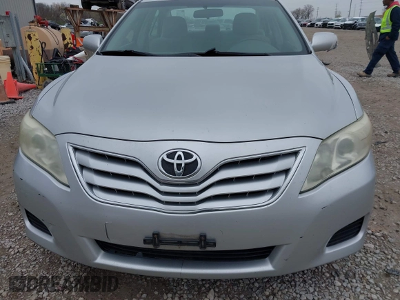 2011 Toyota Camry LE with VIN 4T1BF3EKXBU609087, listed as a IAAI auction lot 41973469 with 167,246 mi miles. Bid and sale history available at carsss.com. Image 6.