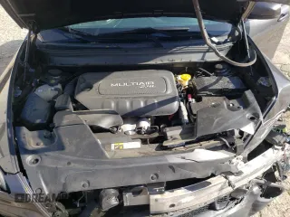 2017 Jeep Cherokee Latitude с VIN 1C4PJLCB2HW585800, выставлен на аукционе Copart как лот 57821955 с пробегом 97 109 миль миль и Списание • Salvage title. История ставок и продаж доступна на DreamBid. Изображение 12.