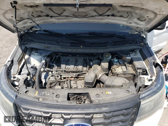 2016 Ford Police Interceptor Utility z VIN 1FM5K8AR3GGC95703, wystawiony jako Copart lot #59767605 z przebiegiem 197 427 mil mil oraz Czysty tytuł • Clean title. Historia ofert i sprzedaży dostępna na DreamBid. Obrazek 12.