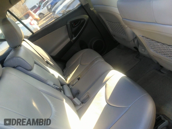 2012 Toyota RAV4 Limited with VIN 2T3DF4DVXCW233963, listed as a IAAI auction lot 41892260 with 58,291 mi miles. Bid and sale history available at carsss.com. Image 8.