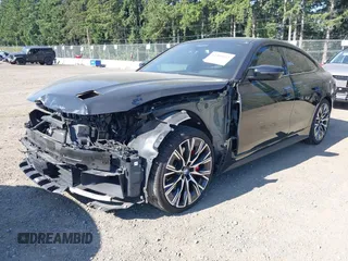 2022 BMW 4 Series M440i xDrive z VIN WBA13AW02NFL97513, wystawiony jako IAAI lot #42385642 z przebiegiem 33 827 mil mil oraz . Historia ofert i sprzedaży dostępna na DreamBid. Obrazek 18.