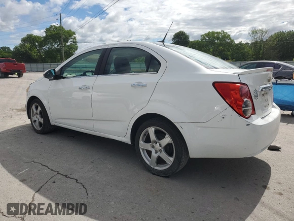 2014 Chevrolet Sonic LTZ z VIN 1G1JE5SB3E4191729, wystawiony jako Copart lot #59054185 z przebiegiem 138 868 mil mil oraz Czysty tytuł • Clean title. Historia ofert i sprzedaży dostępna na DreamBid. Obrazek 2.