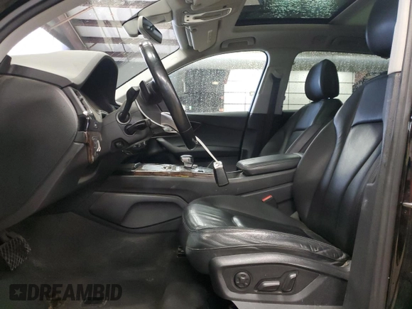 2017 Audi Q7 Premium Plus with VIN WA1LAAF73HD012517, listed as a Copart auction lot 52279185 with 177,472 mi miles and Clean Title. Bid and sale history available at carsss.com. Image 7.