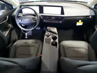 2024 Kia EV6 Wind with VIN KNDC34LA5R5198655, listed as a Copart auction lot 50220365 with 36,137 mi miles and Clean Title. Bid and sale history available at carsss.com. Image 8.
