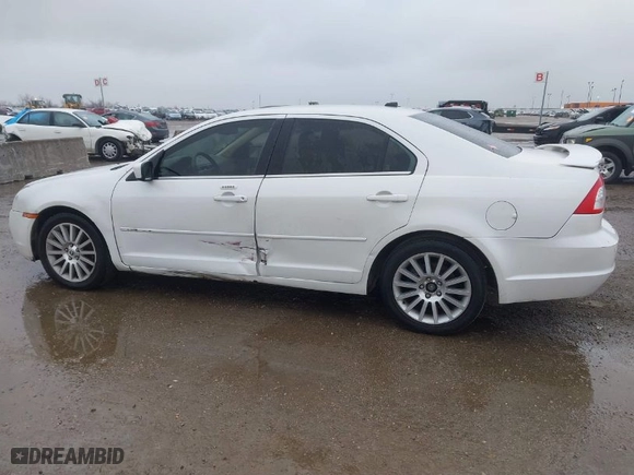 2009 Mercury Milan Premier with VIN 3MEHM08159R604286, listed as a IAAI auction lot 41614675 with 129,172 mi miles. Bid and sale history available at carsss.com. Image 6.