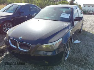 2007 BMW 5 Series 525i with VIN WBANE53517CW67113, listed as a IAAI auction lot 40831811 with Not Provided miles and . Bid and sale history available at carsss.com. Image 2.