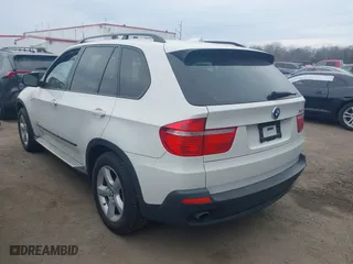 2009 BMW X5 30i with VIN 5UXFE43599L268484, listed as a IAAI auction lot 41656318 with 140,025 mi miles. Bid and sale history available at carsss.com. Image 3.