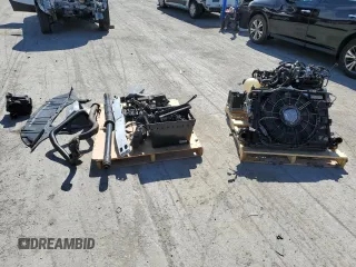 2020 GMC Terrain SLE z VIN 3GKALTEV5LL306303, wystawiony jako Copart lot #50384115 z przebiegiem Nie podano mil oraz Szkoda całkowita • Salvage title. Historia ofert i sprzedaży dostępna na DreamBid. Obrazek 13.