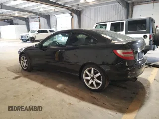 2005 Mercedes-Benz C 230 Kompressor with VIN WDBRN40J55A648975, listed as a Copart auction lot 62463675 with 252,393 mi miles and Salvage title. Bid and sale history available at DreamBid. Image 2.