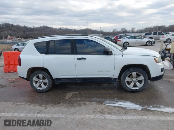 2016 Jeep Compass Sport with VIN 1C4NJDBB5GD804581, listed as a IAAI auction lot 41502976 with 196,351 mi miles and . Bid and sale history available at carsss.com. Image 13.