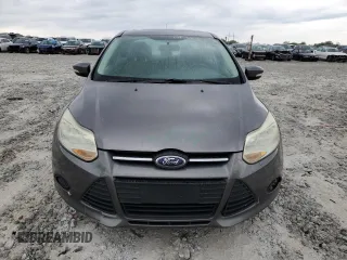 2014 Ford Focus SE with VIN 1FADP3F23EL359605, listed as a Copart auction lot 53696465 with 139,884 mi miles and Salvage Title. Bid and sale history available at DreamBid. Image 5.