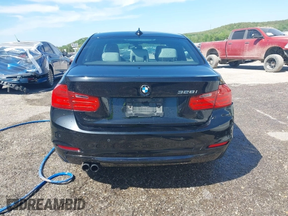 2013 BMW 3 Series 328i with VIN WBA3A5C58DJ462110, listed as a IAAI auction lot 41974562 with 94,211 mi miles. Bid and sale history available at carsss.com. Image 17.