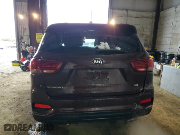 2019 Kia Sorento LX z VIN 5XYPG4A37KG575753, wystawiony jako Copart lot #44988355 z przebiegiem 55 933 mil mil oraz Szkoda całkowita • Salvage title. Historia ofert i sprzedaży dostępna na DreamBid. Obrazek 6.