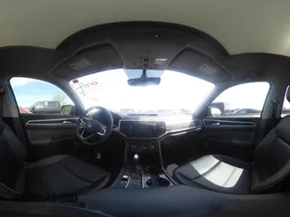 2022 Volkswagen Atlas SE z VIN 1V2JR2CA7NC523045, wystawiony jako IAAI lot #42072173 z przebiegiem 49 943 mil mil oraz . Historia ofert i sprzedaży dostępna na DreamBid. Obrazek 18.