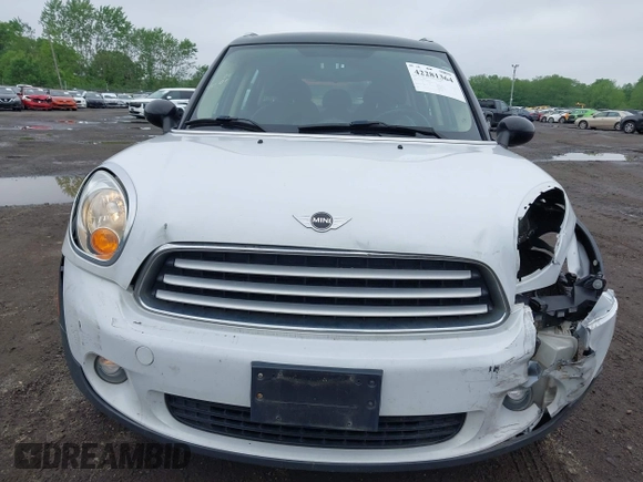 2013 MINI Countryman with VIN WMWZB3C53DWM08244, listed as a IAAI auction lot 42281364 with 139,894 mi miles and . Bid and sale history available at DreamBid. Image 18.