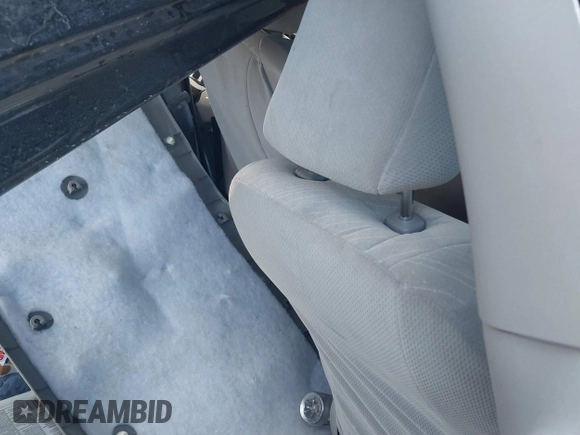 2017 Toyota Sienna LE Auto Access Seat с VIN 5TDKZ3DC5HS834410, выставлен на аукционе IAAI как лот 40727535 с пробегом 64 374 миль миль и . История ставок и продаж доступна на DreamBid. Изображение 8.