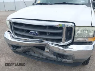 2004 Ford F-250 XL z VIN 1FTNW21P44EA98986, wystawiony jako IAAI lot #42125924 z przebiegiem 144 840 mil mil oraz . Historia ofert i sprzedaży dostępna na DreamBid. Obrazek 6.