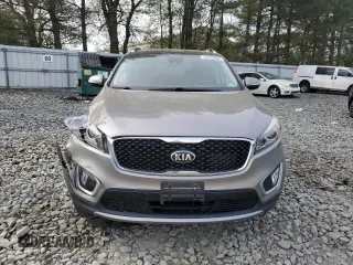 2018 Kia Sorento EX z VIN 5XYPH4A14JG357974, wystawiony jako Copart lot #54456085 z przebiegiem 98 957 mil mil oraz Szkoda całkowita • Salvage title. Historia ofert i sprzedaży dostępna na DreamBid. Obrazek 5.