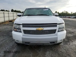 2013 Chevrolet Suburban LT with VIN 1GNSCJE06DR203594, listed as a Copart auction lot 63114724 with 263,456 mi miles and Salvage Title. Bid and sale history available at carsss.com. Image 5.