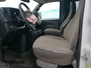 2018 Chevrolet Express Passenger LT с VIN 1GAZGPFG0J1280071, выставлен на аукционе Copart как лот 44277365 с пробегом 141 364 миль миль и Списание • Salvage title. История ставок и продаж доступна на DreamBid. Изображение 7.