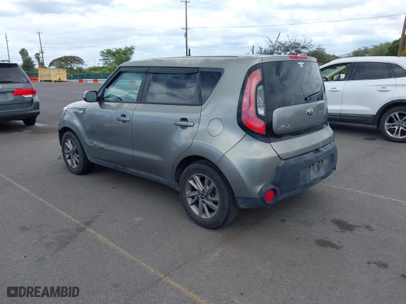 2014 Kia Soul with VIN KNDJN2A2XE7062263, listed as a IAAI auction lot 42045938 with 120,914 mi miles. Bid and sale history available at carsss.com. Image 3.