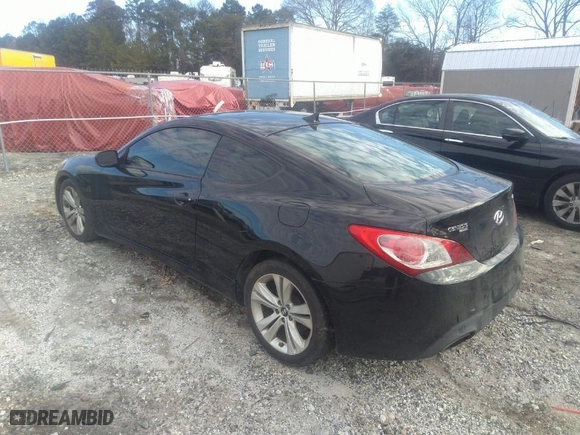 2012 Hyundai Genesis Coupe 2.0T R-Spec with VIN KMHHT6KD8CU067595, listed as a IAAI auction lot 41647278 with NaN miles. Bid and sale history available at carsss.com. Image 3.