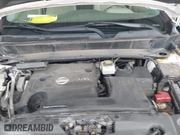 2014 Nissan Pathfinder SV with VIN 5N1AR2MN4EC716333, listed as a IAAI auction lot 41914147 with 159,987 mi miles. Bid and sale history available at carsss.com. Image 10.