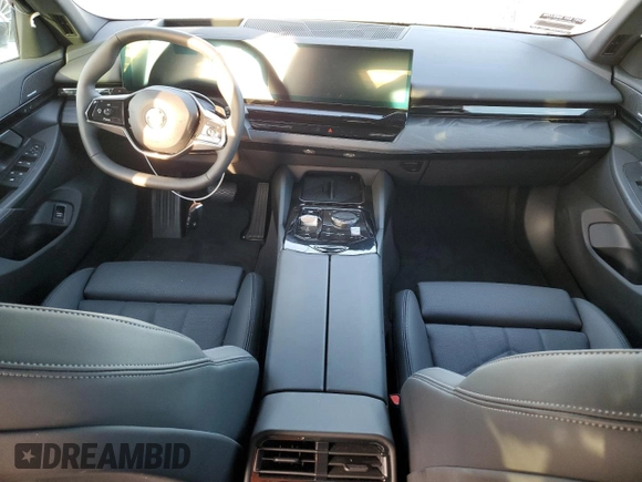 2024 BMW 5 Series 530i with VIN WBA43FJ01RCS08326, listed as a Copart auction lot 75218854 with 0 mi miles and Salvage Title. Bid and sale history available at carsss.com. Image 8.