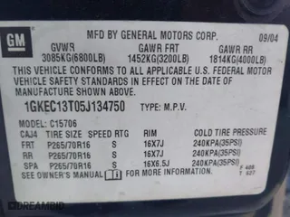 2005 GMC Yukon SLT with VIN 1GKEC13T05J134750, listed as a IAAI auction lot 41653276 with 1 mi miles. Bid and sale history available at carsss.com. Image 9.