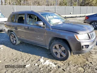 2014 Jeep Compass Latitude with VIN 1C4NJDEB3ED852993, listed as a Copart auction lot 47291945 with 0 mi miles and Non Repairable. Bid and sale history available at carsss.com. Image 4.
