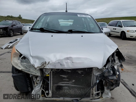 2009 Chevrolet Aveo 1LT z VIN KL1TD66E19B613471, wystawiony jako Copart lot #58977805 z przebiegiem 109 767 mil mil oraz Szkoda całkowita • Salvage title. Historia ofert i sprzedaży dostępna na DreamBid. Obrazek 5.
