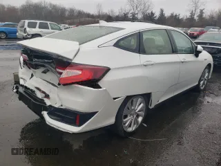 2021 Honda Clarity Plug-In Hybrid with VIN JHMZC5F11MC001558, listed as a Copart auction lot 48545234 with 18,958 mi miles. Bid and sale history available at carsss.com. Image 3.
