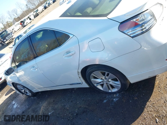 2010 Lexus HS 250h with VIN JTHBB1BA3A2014574, listed as a IAAI auction lot 41483179 with 231,399 mi miles. Bid and sale history available at carsss.com. Image 14.