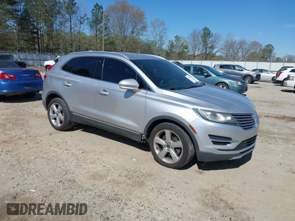 2017 Lincoln MKC Premiere with VIN 5LMCJ1C92HUL15471, listed as a IAAI auction lot 41875811 with 160,287 mi miles and . Bid and sale history available at DreamBid. Image 1.