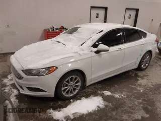 2017 Ford Fusion SE with VIN 3FA6P0H71HR346924, listed as a IAAI auction lot 41597931 with 132,267 mi miles. Bid and sale history available at carsss.com. Image 17.