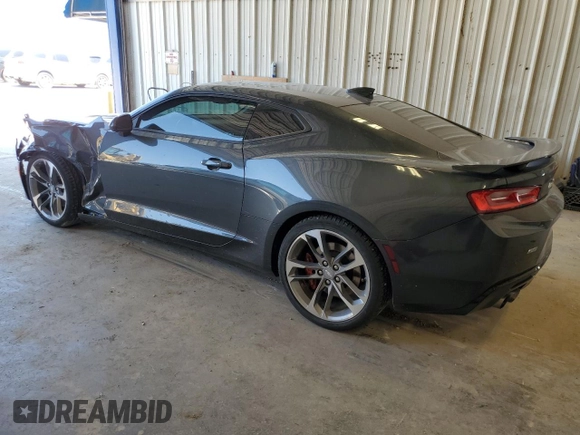 2017 Chevrolet Camaro 2SS z VIN 1G1FH1R70H0141082, wystawiony jako Copart lot #54060265 z przebiegiem 26 504 mil mil oraz Szkoda całkowita • Salvage title. Historia ofert i sprzedaży dostępna na DreamBid. Obrazek 2.