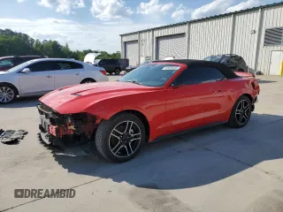 2021 Ford Mustang EcoBoost z VIN 1FATP8UHXM5121026, wystawiony jako Copart lot #52038505 z przebiegiem 53 904 mil mil oraz Czysty tytuł • Clean title. Historia ofert i sprzedaży dostępna na DreamBid. Obrazek 1.