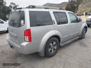 2006 Nissan Pathfinder SE with VIN 5N1AR18U76C646520, listed as a IAAI auction lot 42077515 with 187,635 mi miles. Bid and sale history available at carsss.com. Image 4.