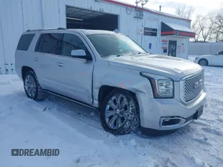 2016 GMC Yukon Denali with VIN 1GKS2CKJ7GR151020, listed as a IAAI auction lot 41539216 with 120,893 mi miles. Bid and sale history available at carsss.com. Image 1.