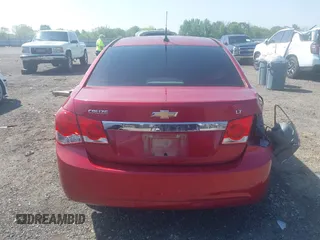 2014 Chevrolet Cruze 1LT z VIN 1G1PC5SB5E7127660, wystawiony jako IAAI lot #41955448 z przebiegiem 163 148 mil mil oraz . Historia ofert i sprzedaży dostępna na DreamBid. Obrazek 16.