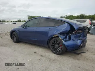 2022 Tesla Model Y Performance с VIN 7SAYGDEF2NF377637, выставлен на аукционе Copart как лот 59381695 с пробегом 39 230 миль миль и Списание • Salvage title. История ставок и продаж доступна на DreamBid. Изображение 2.