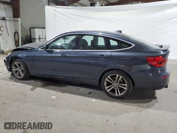 2018 BMW 3 Series 330i xDrive with VIN WBA8Z9C52JB220330, listed as a Copart auction lot 82926983 with 53,436 mi miles and Non Repairable. Bid and sale history available at carsss.com. Image 2.