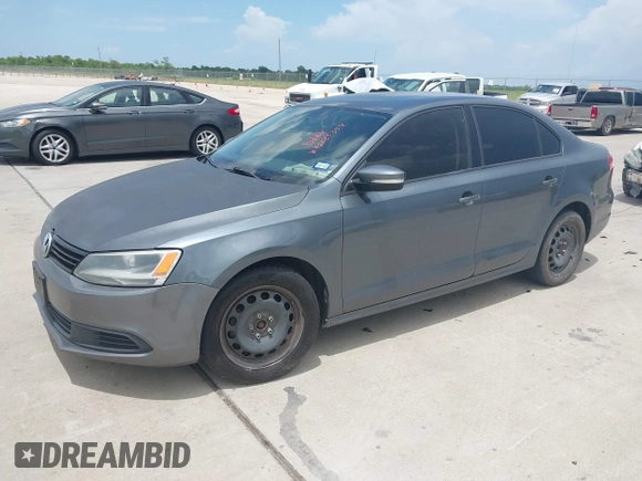 2011 Volkswagen Jetta SE с VIN 3VWDX7AJ5BM327343, выставлен на аукционе IAAI как лот 42685354 с пробегом 272 384 миль миль и . История ставок и продаж доступна на DreamBid. Изображение 2.