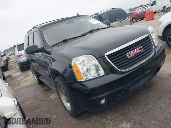 2014 GMC Yukon SLT with VIN 1GKS1CE02ER207447, listed as a IAAI auction lot 41604134 with 199,417 mi miles. Bid and sale history available at carsss.com. Image 1.