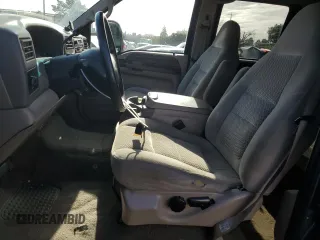 2001 Ford Super Duty F-250 XL with VIN 1FTNW21S21EB56495, listed as a Copart auction lot 85972944 with 142,122 mi miles and Salvage Title. Bid and sale history available at carsss.com. Image 7.